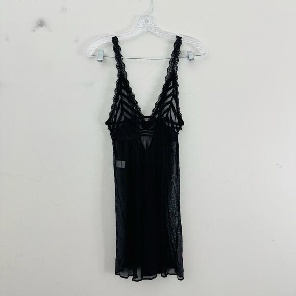 VENUS Dresses & Skirts - Venus Black Lace Slip Dress Women’s Size S